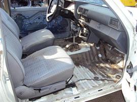 1984 TOYOTA PICK-UP HILUX, 2.4L EFI AUTO 2WD, COLOR WHITE, STK Z15003